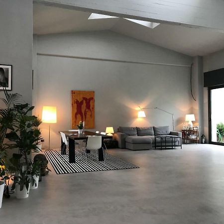 Loft Navigli With Private Garden Bed & Breakfast Milan Exterior photo