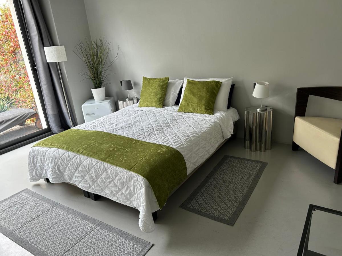 Loft Navigli With Private Garden Bed & Breakfast Milan Exterior photo